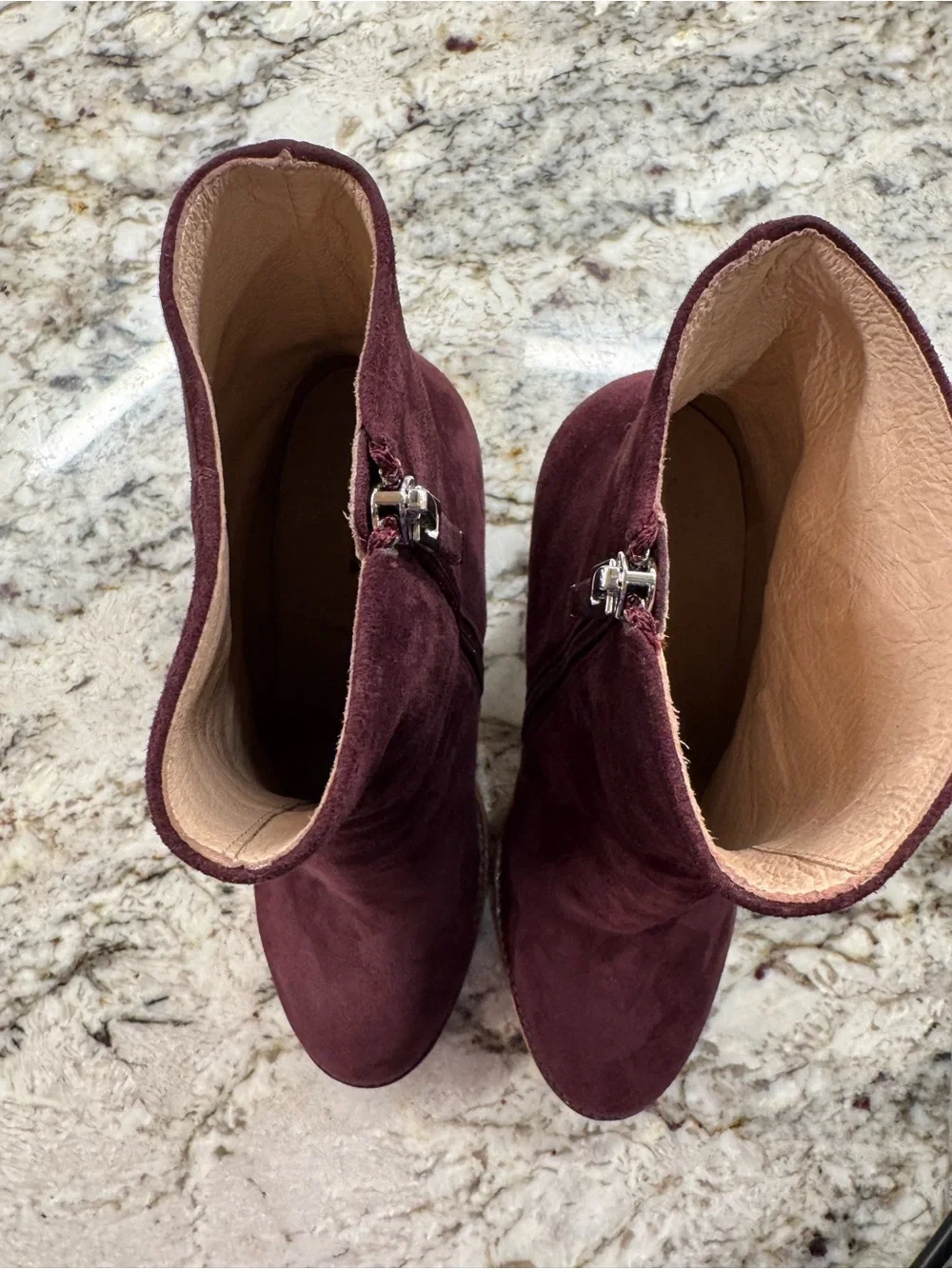 Lola Cruz Women’s Suede Ankle Boots in Burgundy Size 40 Never Worn